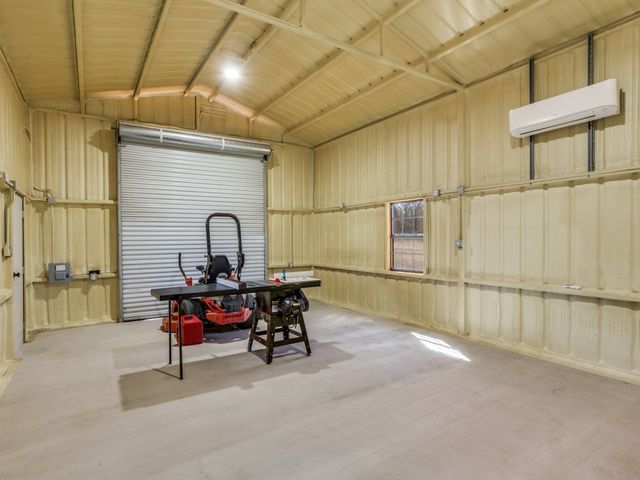 2000 Ragland Trail, Azle, TX 76020