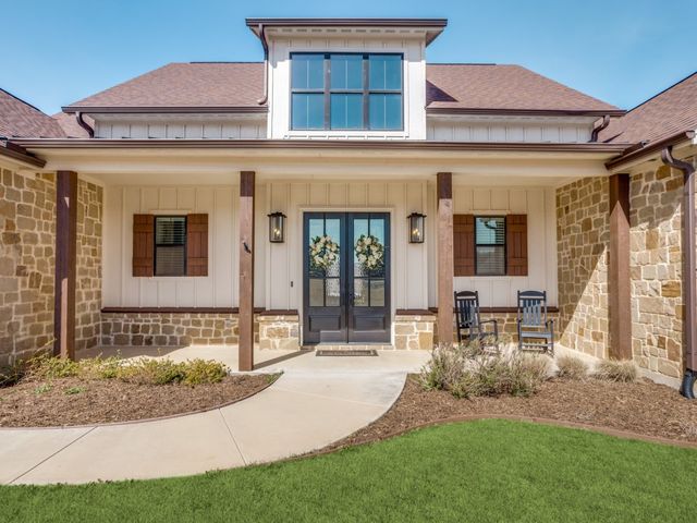 2000 Ragland Trail, Azle, TX 76020