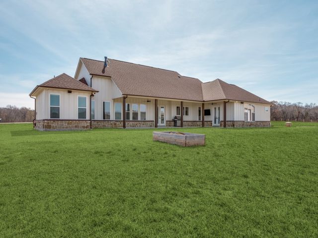 2000 Ragland Trail, Azle, TX 76020