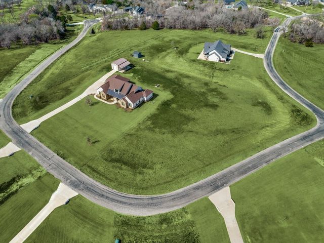 2000 Ragland Trail, Azle, TX 76020