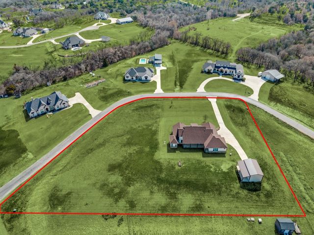 2000 Ragland Trail, Azle, TX 76020