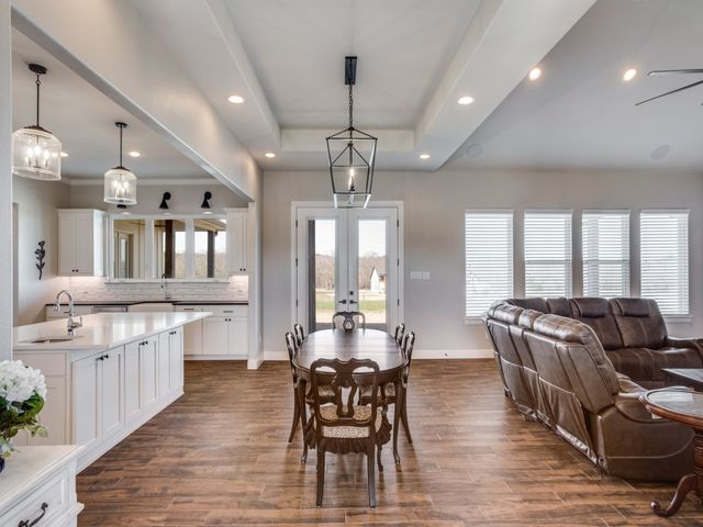 2000 Ragland Trail, Azle, TX 76020