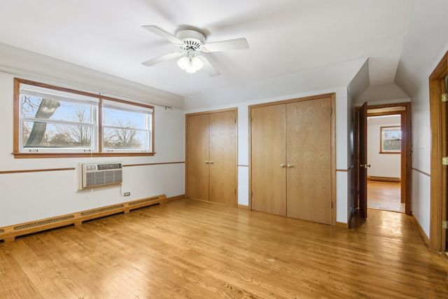 527 W Eastman Street 2C, Arlington Heights, IL 60005