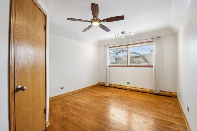 527 W Eastman Street 2C, Arlington Heights, IL 60005