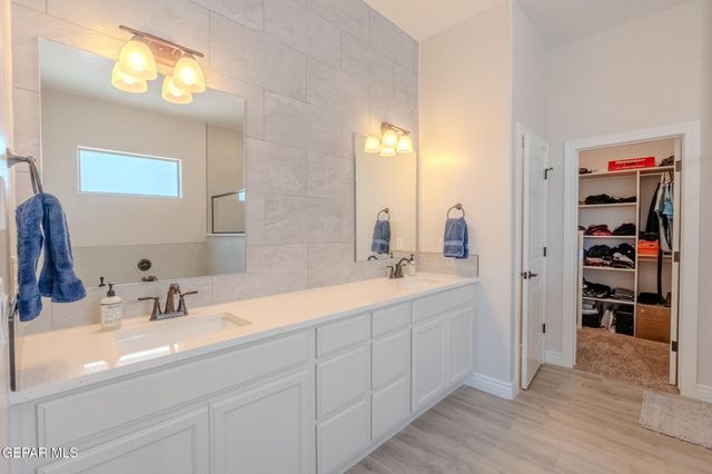 13364 EMERALD GLASS Drive, Horizon City, TX 79928