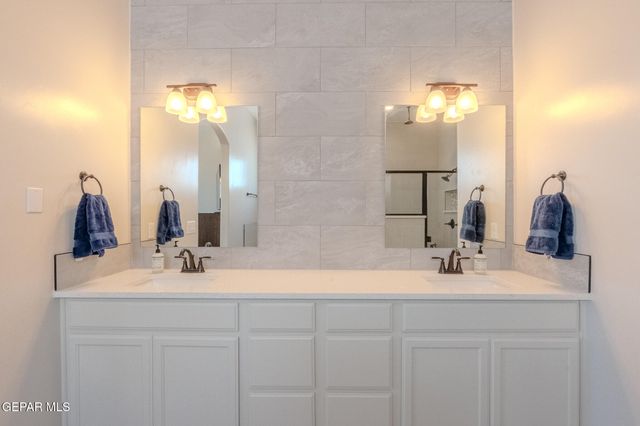 13364 EMERALD GLASS Drive, Horizon City, TX 79928