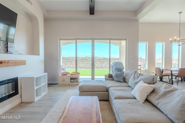 13364 EMERALD GLASS Drive, Horizon City, TX 79928