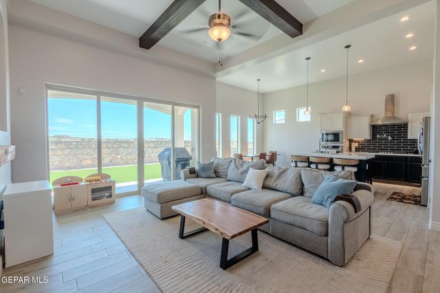 13364 EMERALD GLASS Drive, Horizon City, TX 79928