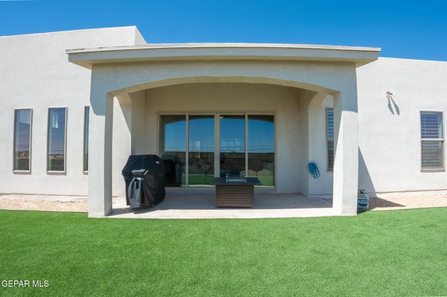13364 EMERALD GLASS Drive, Horizon City, TX 79928