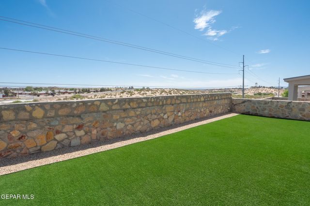 13364 EMERALD GLASS Drive, Horizon City, TX 79928