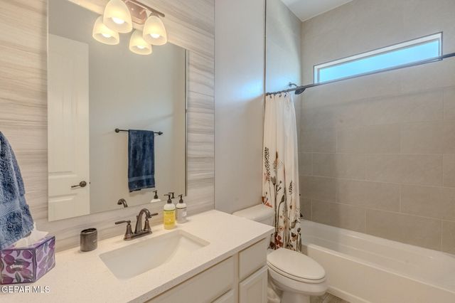 13364 EMERALD GLASS Drive, Horizon City, TX 79928
