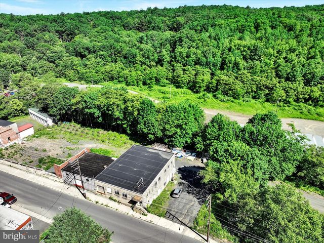 468 PEACOCK STREET, Pottsville, PA 17901