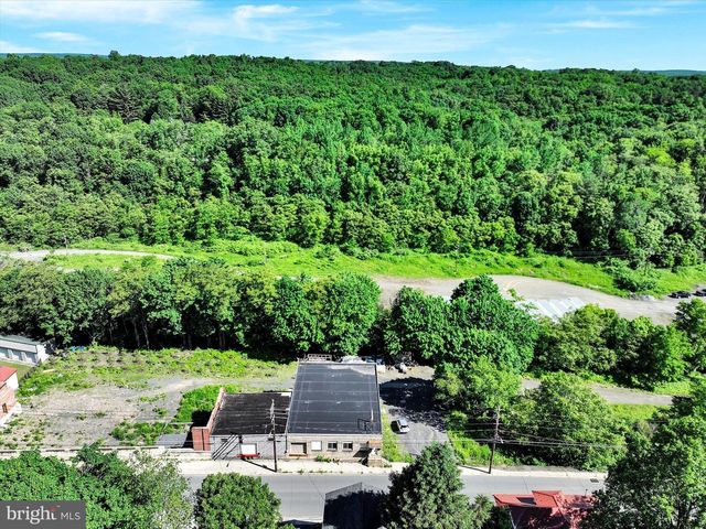 468 PEACOCK STREET, Pottsville, PA 17901