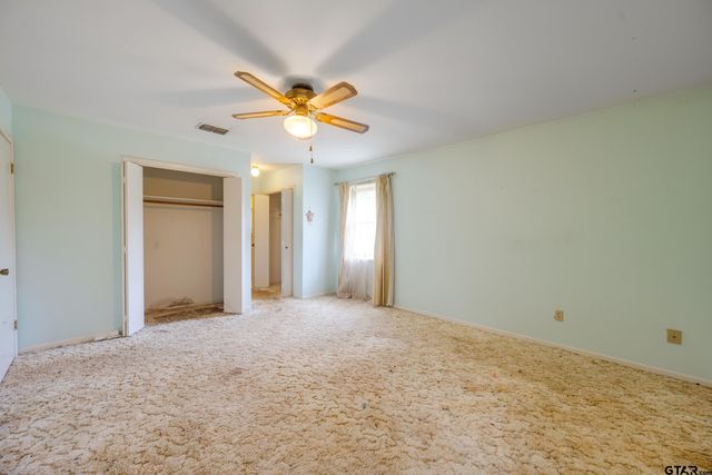 1054 AN COUNTY ROAD 415, Palestine, TX 75801