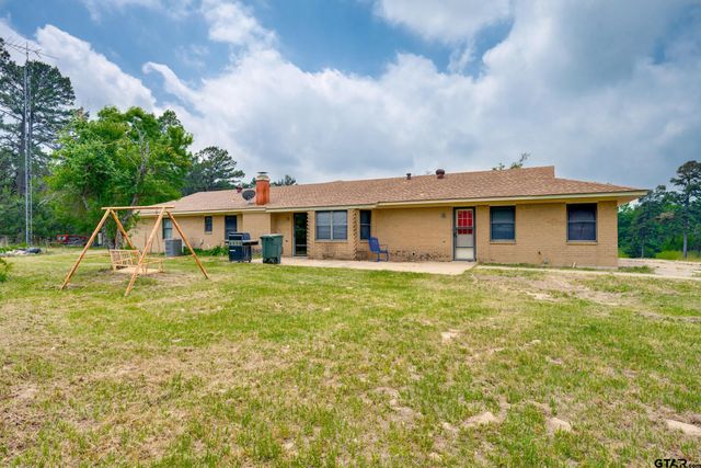 1054 AN COUNTY ROAD 415, Palestine, TX 75801