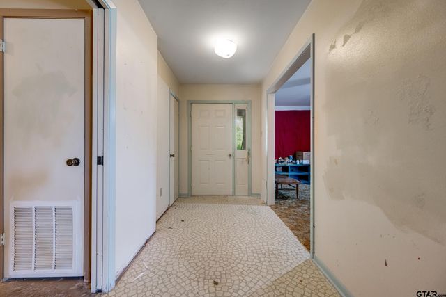1054 AN COUNTY ROAD 415, Palestine, TX 75801