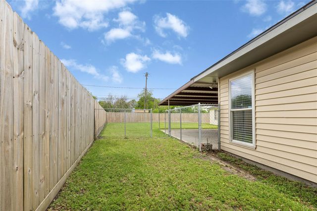510 Bennett Drive, Pasadena, TX 77503