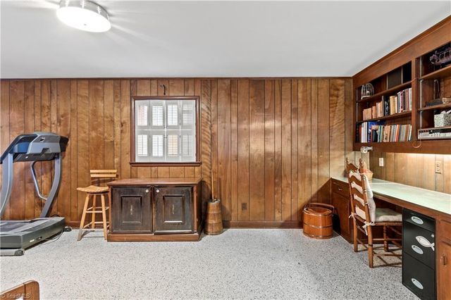 4220 Mashie Drive, Pfafftown, NC 27040