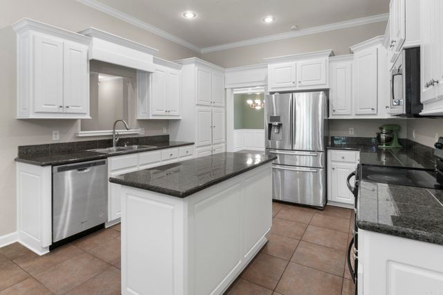 130 Lakeland Drive, Cabot, AR 72023