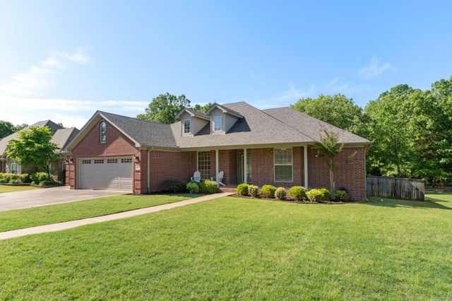 130 Lakeland Drive, Cabot, AR 72023