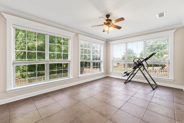 130 Lakeland Drive, Cabot, AR 72023