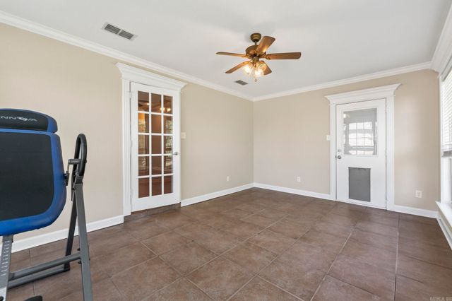 130 Lakeland Drive, Cabot, AR 72023
