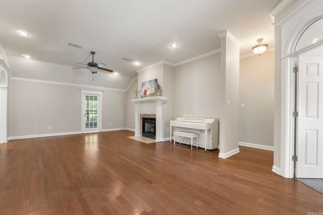 130 Lakeland Drive, Cabot, AR 72023