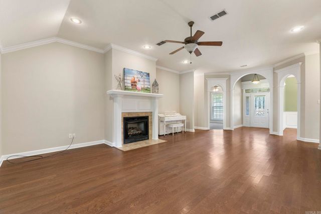 130 Lakeland Drive, Cabot, AR 72023