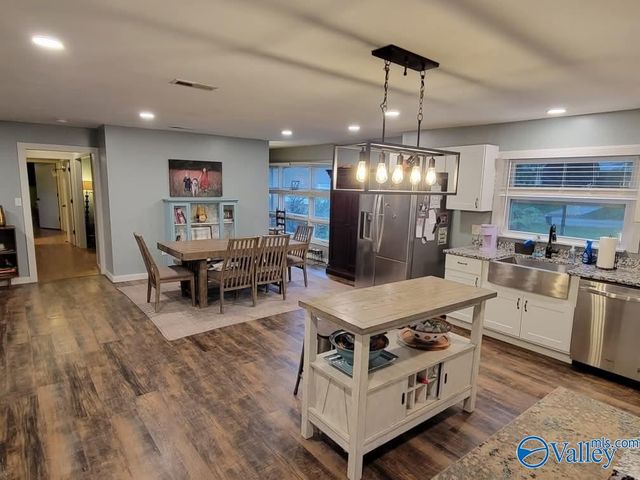 4728 Panorama Drive, Huntsville, AL 35801
