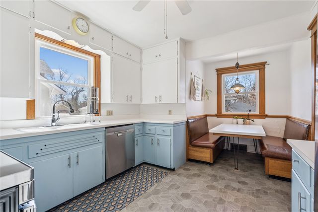 535 Forest Drive SE, Cedar Rapids, IA 52403