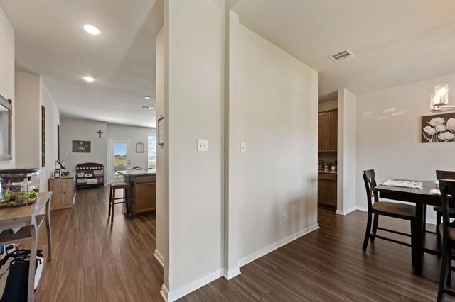 2040 Muscadine Trail, Brenham, TX 77833