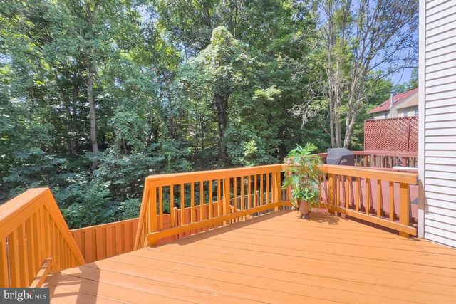 8434 SPRINGFIELD OAKS DR, Springfield, VA 22153