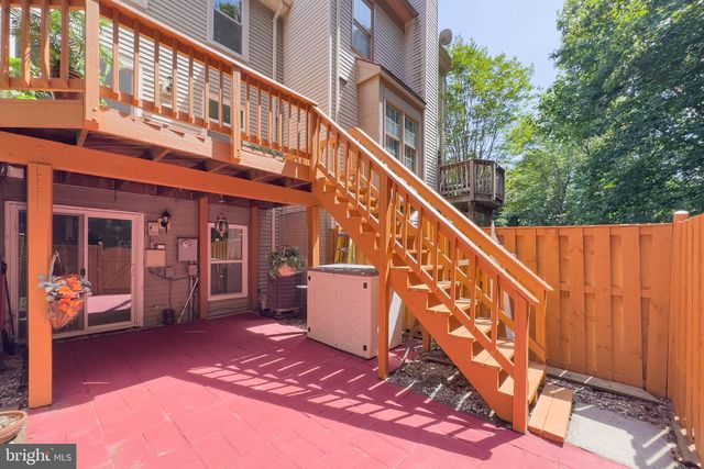 8434 SPRINGFIELD OAKS DR, Springfield, VA 22153
