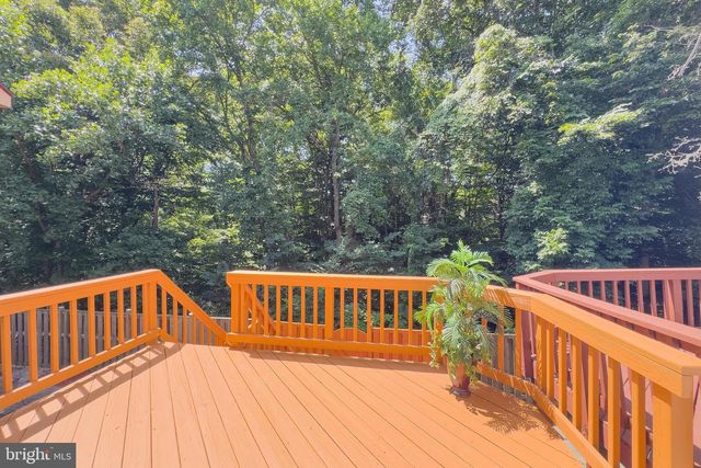 8434 SPRINGFIELD OAKS DR, Springfield, VA 22153