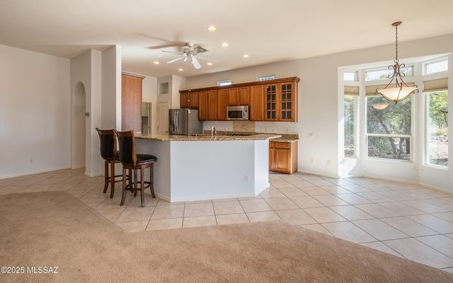 13607 N Gold Cholla Place, Marana, AZ 85658