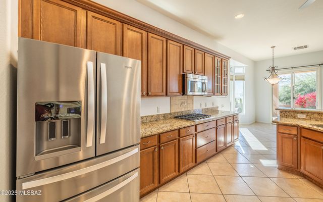 13607 N Gold Cholla Place, Marana, AZ 85658