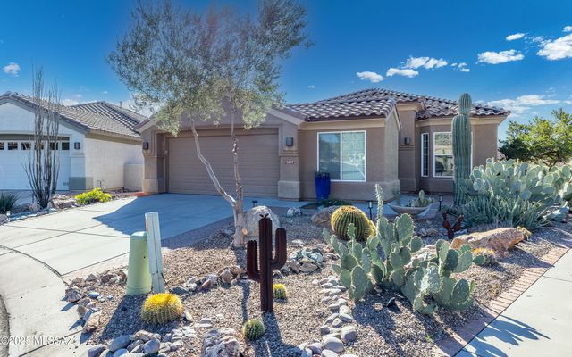 13607 N Gold Cholla Place, Marana, AZ 85658
