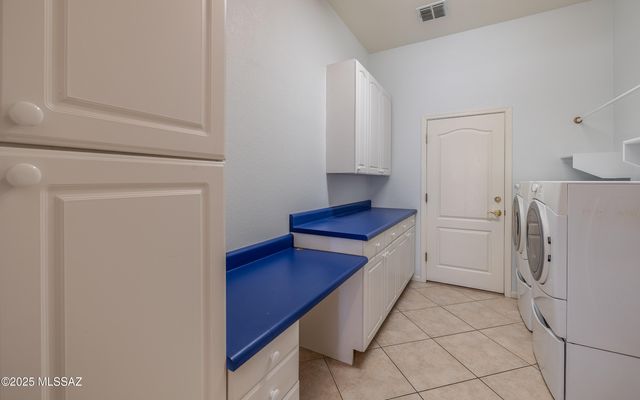 13607 N Gold Cholla Place, Marana, AZ 85658