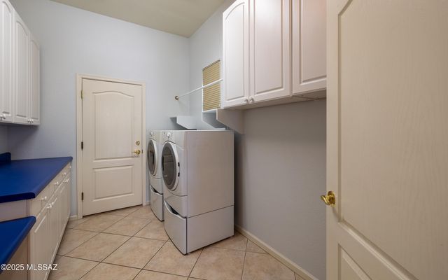 13607 N Gold Cholla Place, Marana, AZ 85658