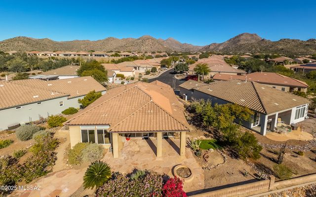 13607 N Gold Cholla Place, Marana, AZ 85658