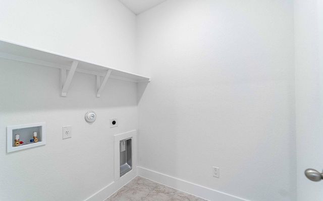 117 Cougar Hill DR, Jarrell, TX 76537