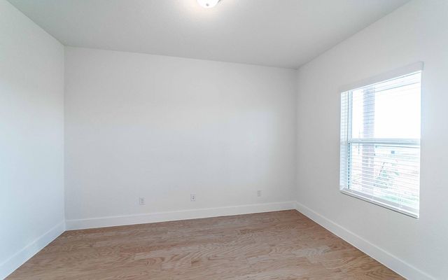 117 Cougar Hill DR, Jarrell, TX 76537