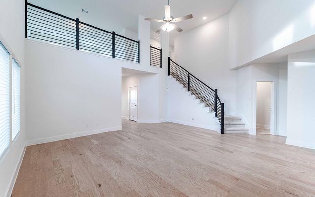 117 Cougar Hill DR, Jarrell, TX 76537