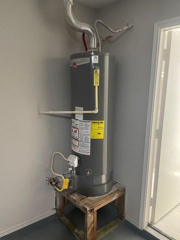 12704 Rio Nueces Lane, Rosharon, TX 77583