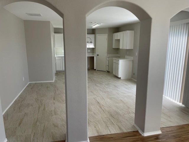 12704 Rio Nueces Lane, Rosharon, TX 77583