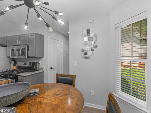 1132 Oak Hollow Lane, Hampton, GA 30228