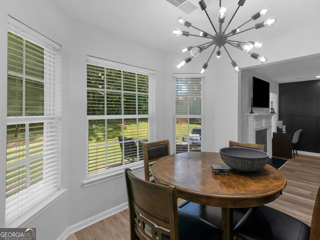 1132 Oak Hollow Lane, Hampton, GA 30228
