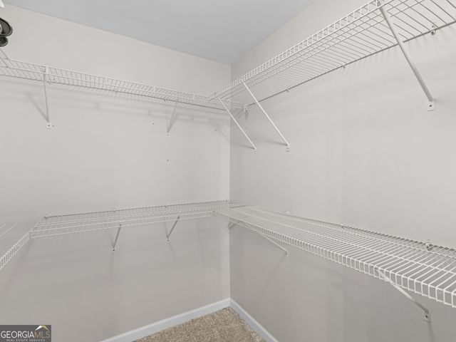1132 Oak Hollow Lane, Hampton, GA 30228