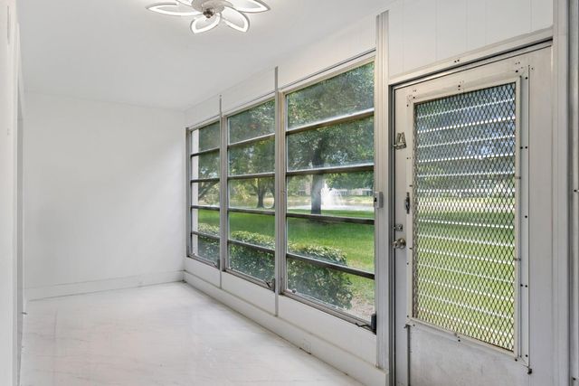 2202 Lucaya Bend M1, Coconut Creek, FL 33066