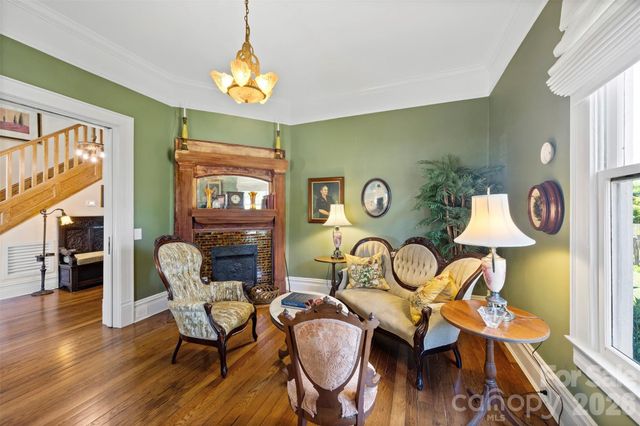 207 W Academy Street, Cherryville, NC 28021